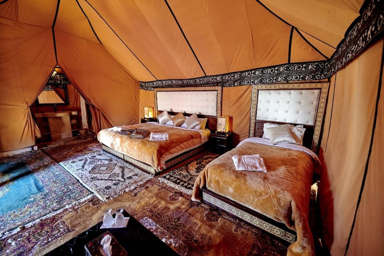 Blue Sky Luxury Camp Hotel เมอร์ซูกา ภายนอก รูปภาพ